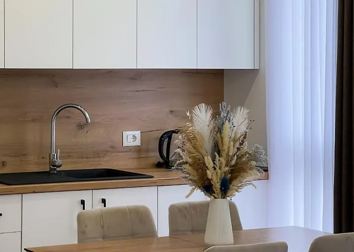 Boulevard * تيرانا