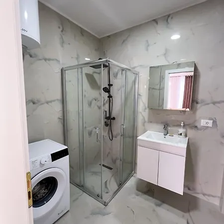 Apartment Boulevard *