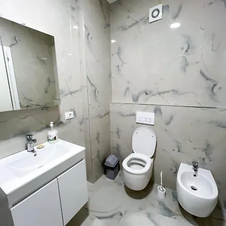 Apartment Boulevard Tirana